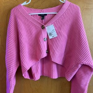 PINK CROP SWEATER WITH CHEETAH BUTTONS, FOREVER 21, SIZE SMALL, NEW - TAGS ON